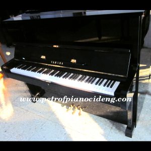 piano bekas yamaha u1